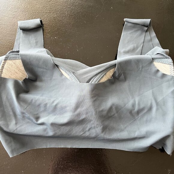 Bra - Picture 3 of 4